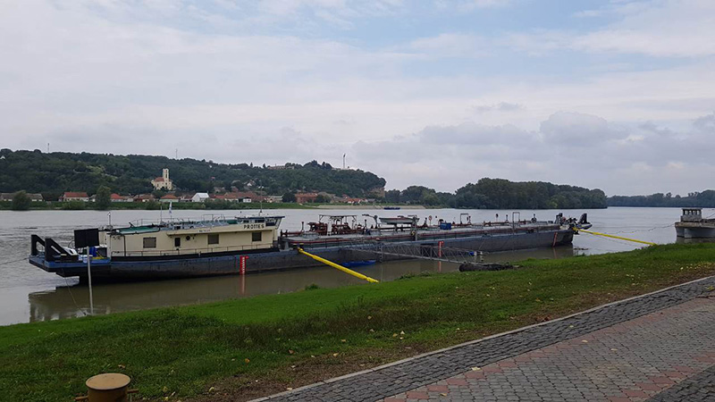 Poseta pristaništu u Bezdanu